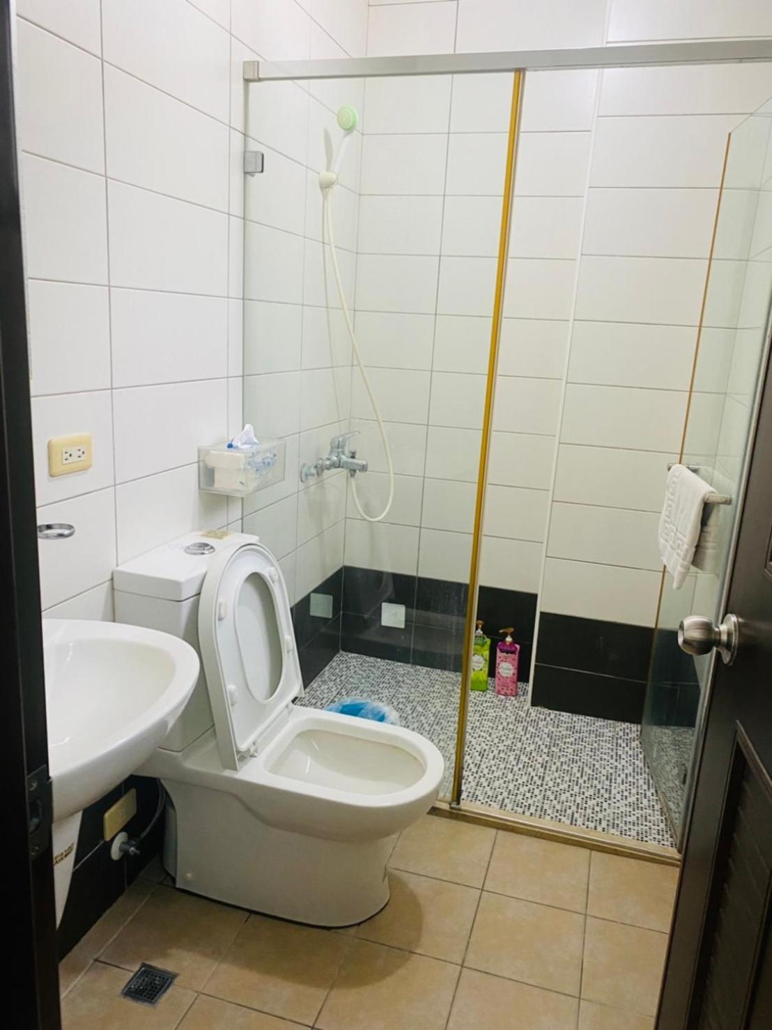 Appartement Aliyah阿利亞 à Huwei Extérieur photo